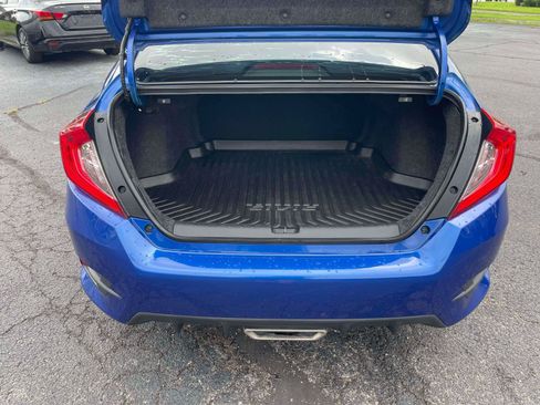 Used 2019 Honda Civic Sport image 6