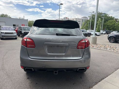 Used 2011 Porsche Cayenne S AWD/4WD image 6