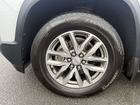 Used 2019 GMC Acadia SLE image 12