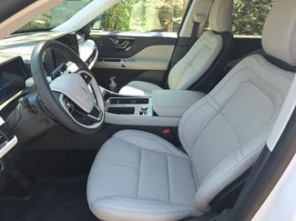 Used 2025 Lincoln Aviator Reserve video 2