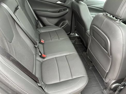 Used 2023 Buick Encore GX Essence w/ Experience Buick Package FWD image 30