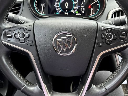 Used 2015 Buick LaCrosse Leather image 21