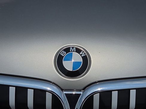 Used 2020 BMW 750i xDrive w/ Executive Package AWD/4WD image 22