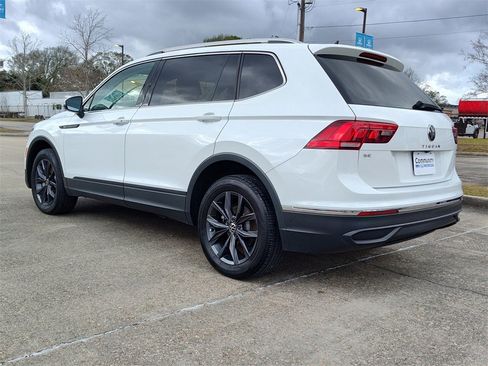 Used 2022 Volkswagen Tiguan SE image 6