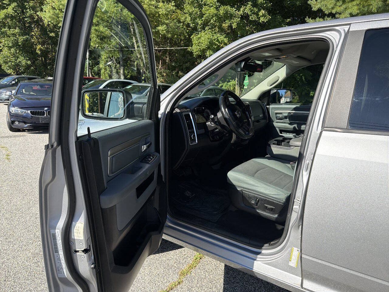 Used 2019 RAM 1500 Big Horn AWD/4WD image 12