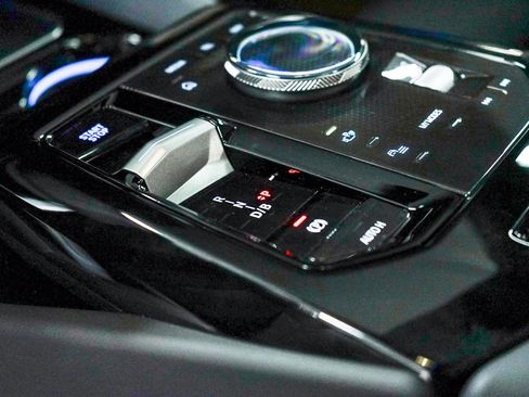 New 2026 BMW i5 M60 AWD/4WD image 20
