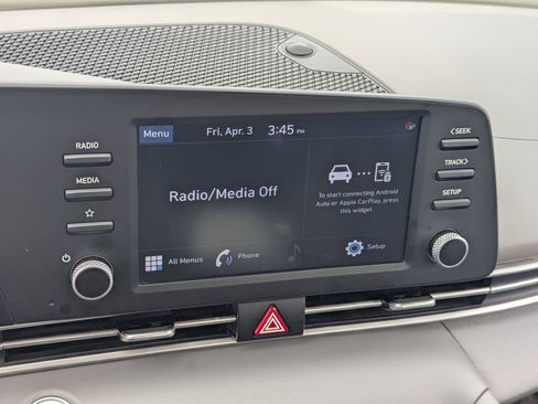 Used 2023 Hyundai Elantra SEL image 24