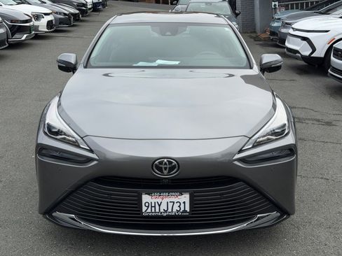 Used 2023 Toyota Mirai XLE w/ Advanced Technology Package image 2