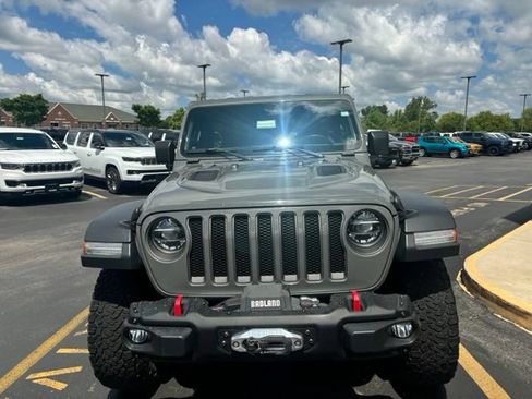 Used 2019 Jeep Wrangler Unlimited Rubicon AWD/4WD image 3