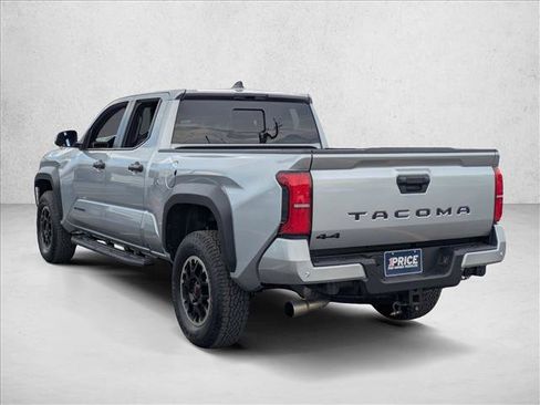 Used 2025 Toyota Tacoma TRD Off-Road w/ TRD Off Road Upgrade Package AWD/4WD image 8