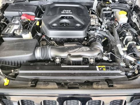 Used 2020 Jeep Wrangler Unlimited Rubicon AWD/4WD image 26