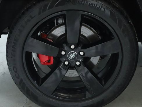 Used 2024 Land Rover Defender 110 X-Dynamic SE image 41