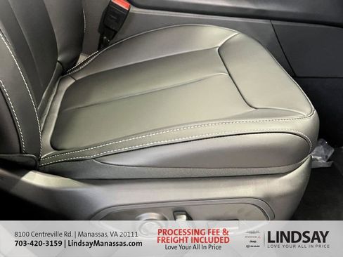 New 2025 Jeep Grand Cherokee L Limited w/ Trailer Tow Package image 12