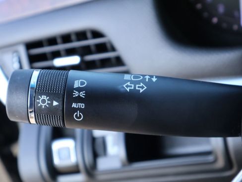 Used 2019 Cadillac XTS Luxury image 36