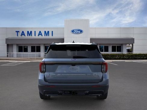 New 2026 Ford Explorer ST-Line RWD image 5