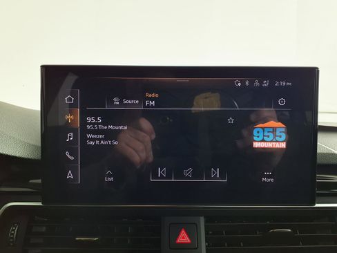 Used 2022 Audi A5 2.0T Premium image 18