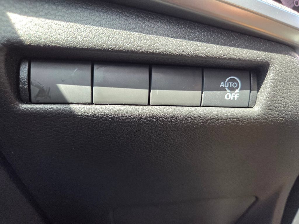 Used 2026 Nissan Kicks S FWD image 12
