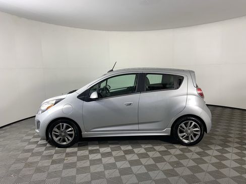 Used 2016 Chevrolet Spark LT image 6