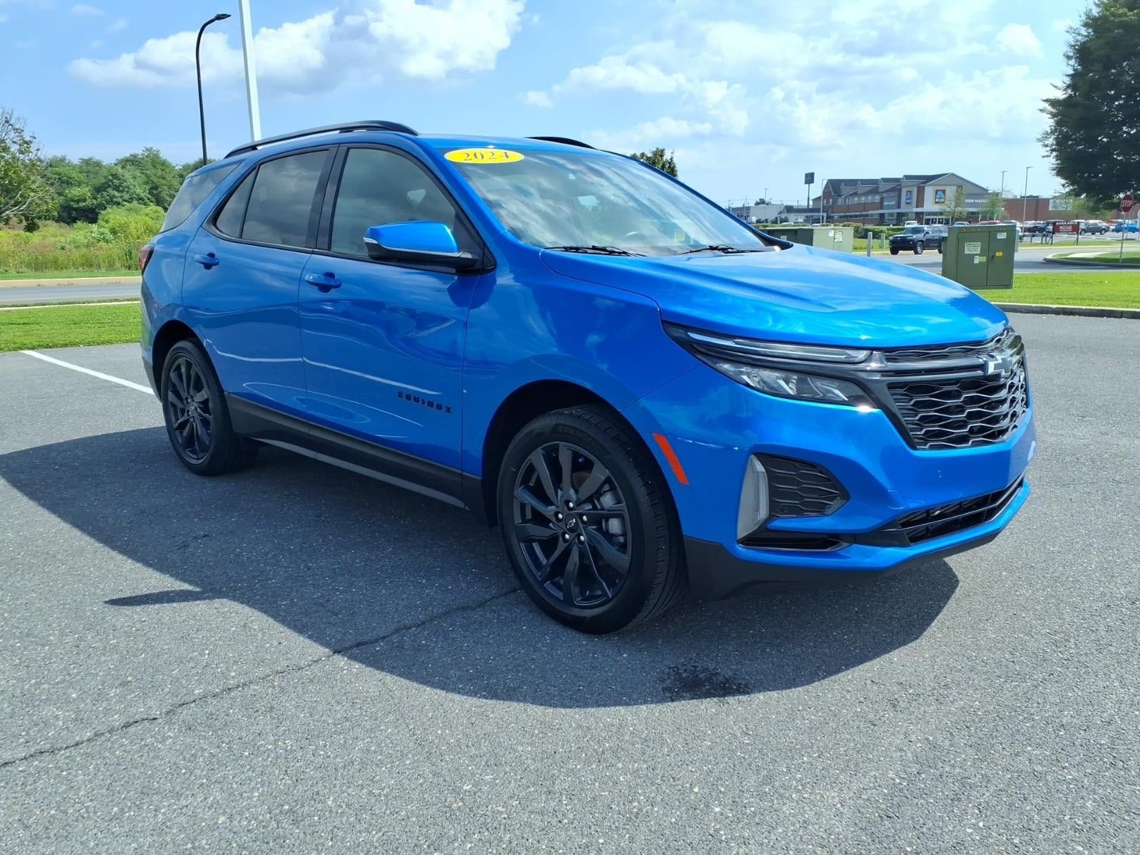 Certified 2024 Chevrolet Equinox RS AWD/4WD image 3