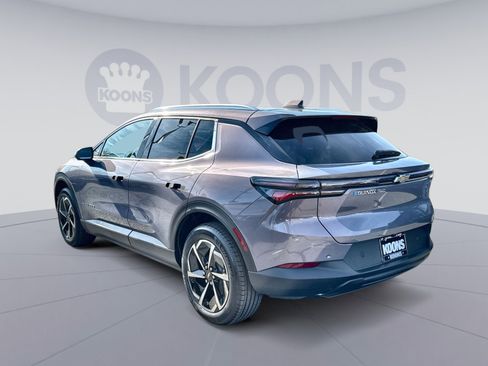 New 2026 Chevrolet Equinox EV LT image 4