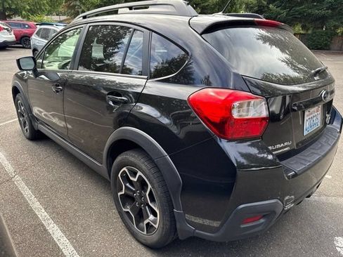 Used 2015 Subaru Crosstrek 2.0i Premium AWD/4WD image 3