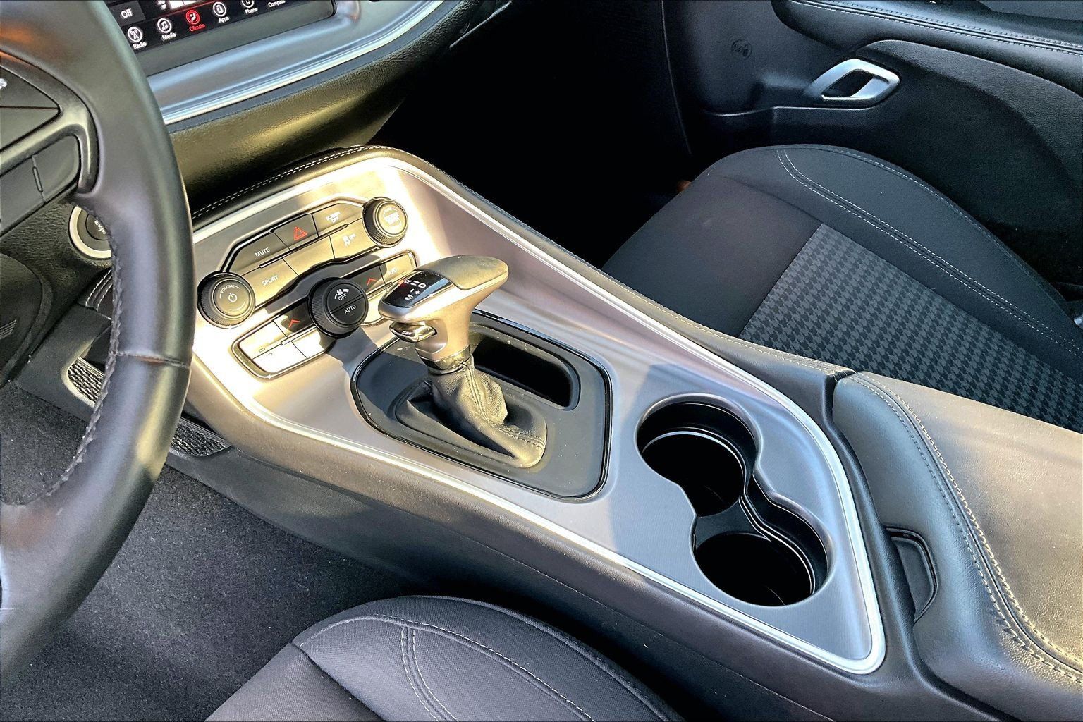 Used 2019 Dodge Challenger SXT RWD image 13
