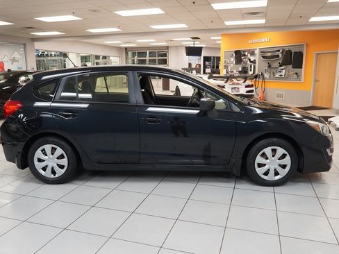 Used 2016 Subaru Impreza 2.0i image 12