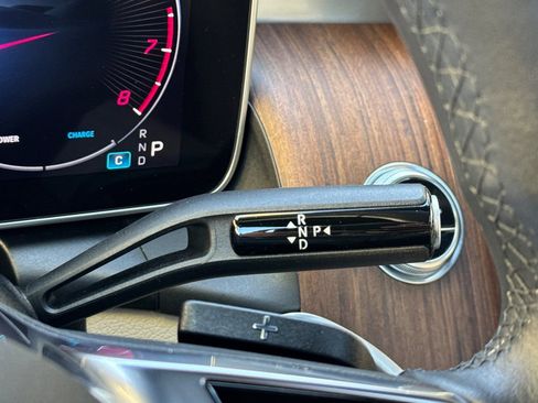 Certified 2024 Mercedes-Benz GLC 300 image 21