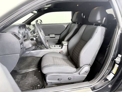 Used 2012 Dodge Challenger R/T RWD image 34