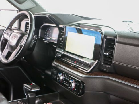 Used 2023 GMC Sierra 1500 Elevation w/ X31 Off-Road Package AWD/4WD image 27