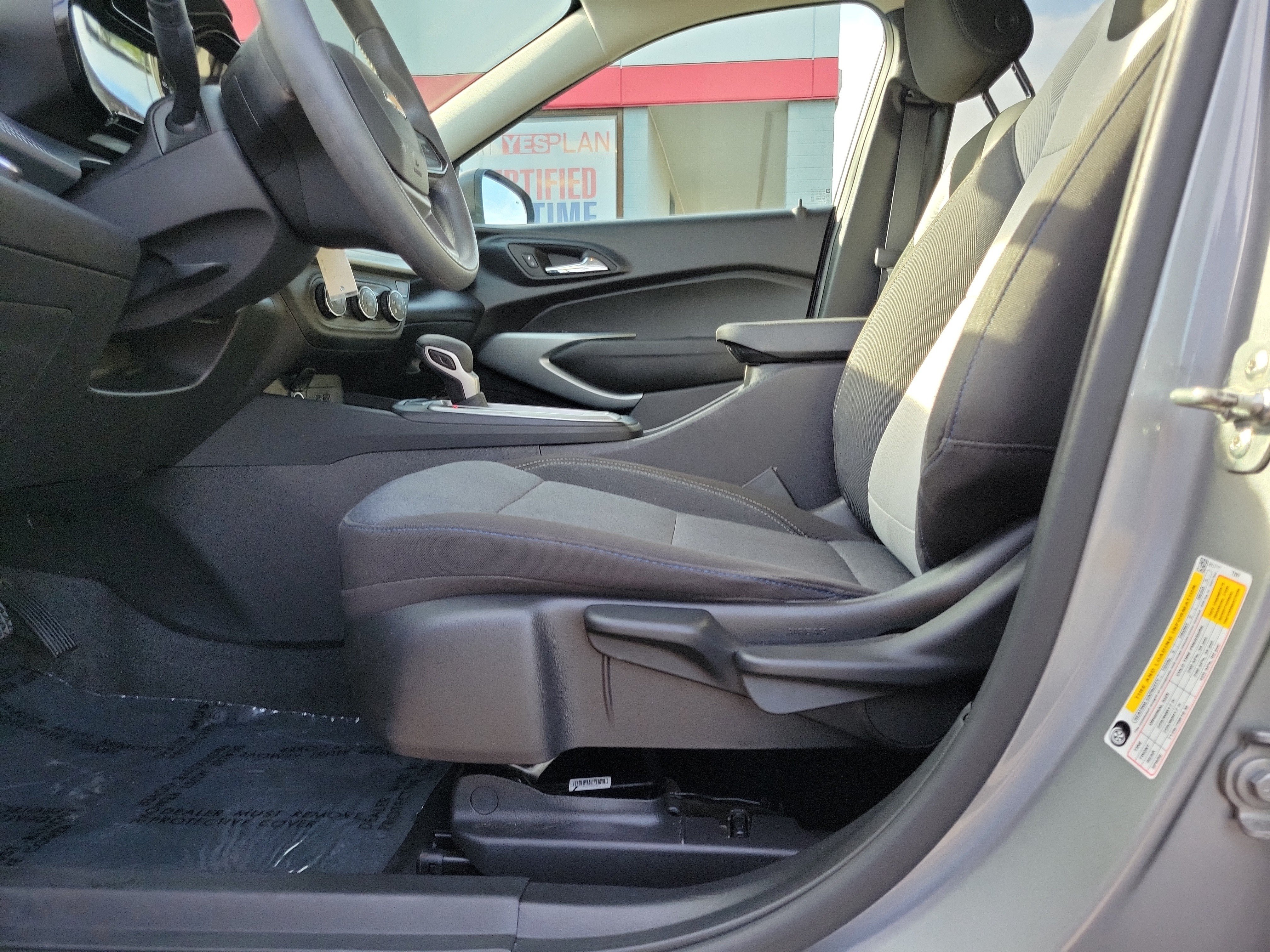 Used 2024 Chevrolet Trax LS w/ Driver Confidence Package FWD image 16