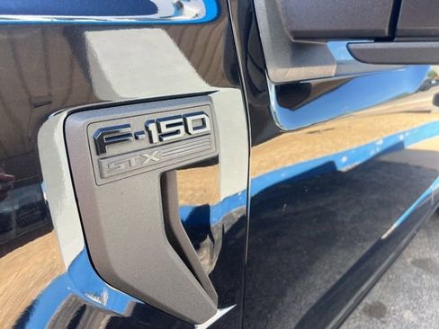 Used 2023 Ford F150 XL image 5