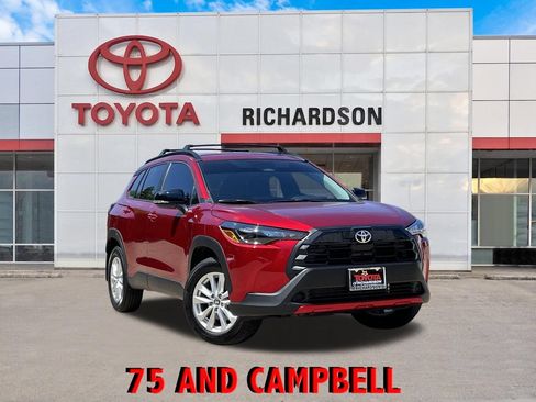Used 2026 Toyota Corolla Cross LE FWD image 1