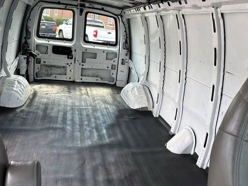 Used 2021 Chevrolet Express 2500 Extended w/ Driver Convenience Package RWD image 18