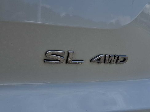 Used 2024 Nissan Pathfinder SL AWD/4WD image 35