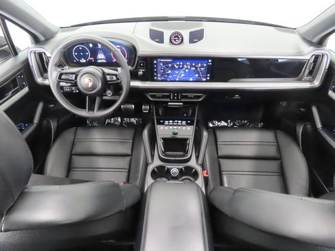 Certified 2026 Porsche Cayenne S AWD/4WD image 15