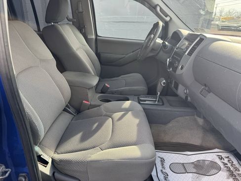 Used 2013 Nissan Frontier SV AWD/4WD image 23