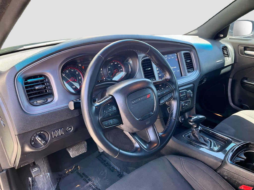 Used 2023 Dodge Charger SXT w/ Blacktop Package AWD/4WD image 9