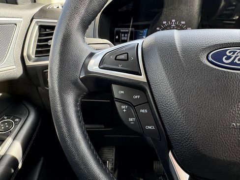 Used 2024 Ford Edge SEL w/ Convenience Package image 10