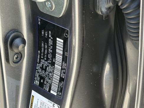 Certified 2022 Toyota 4Runner SR5 RWD image 32