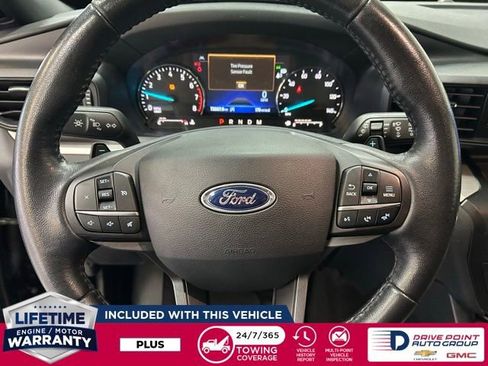 Used 2020 Ford Explorer XLT image 18