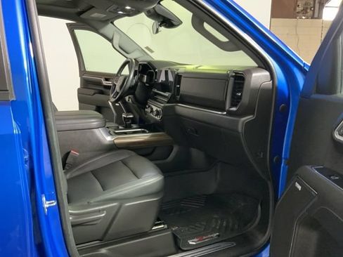 Used 2023 Chevrolet Silverado 1500 RST AWD/4WD image 27