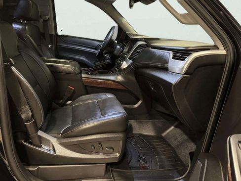 Used 2018 GMC Yukon SLT w/ Premium Edition image 29