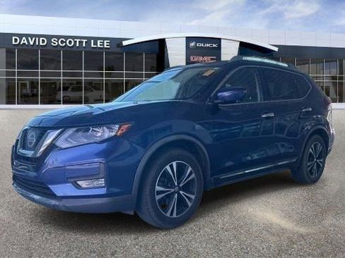 Used 2017 Nissan Rogue SL FWD image 3