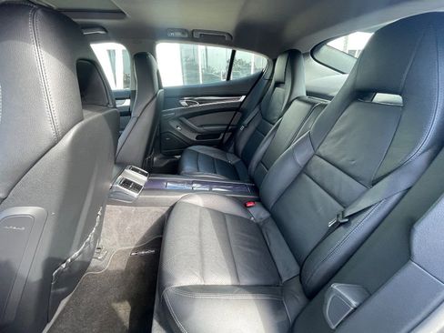 Used 2011 Porsche Panamera image 11