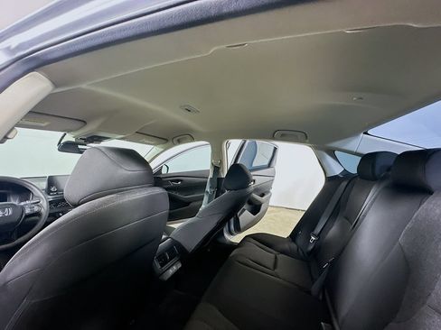 Used 2025 Honda Accord LX image 13