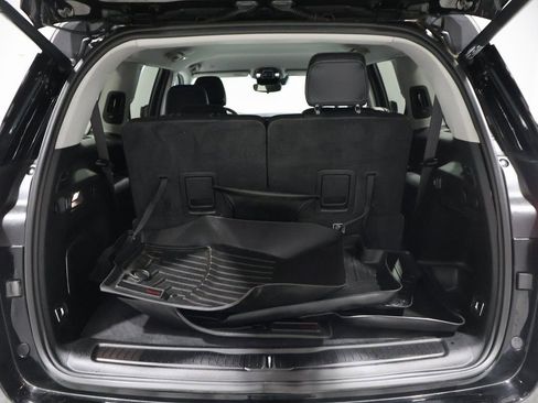 Used 2022 Jeep Grand Cherokee L Limited image 17