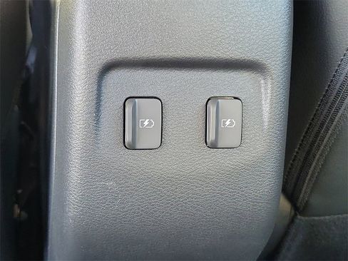 Used 2024 Nissan Kicks SR w/ SR Premium Package image 21