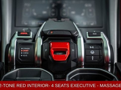 Used 2020 Lamborghini Urus AWD/4WD image 43