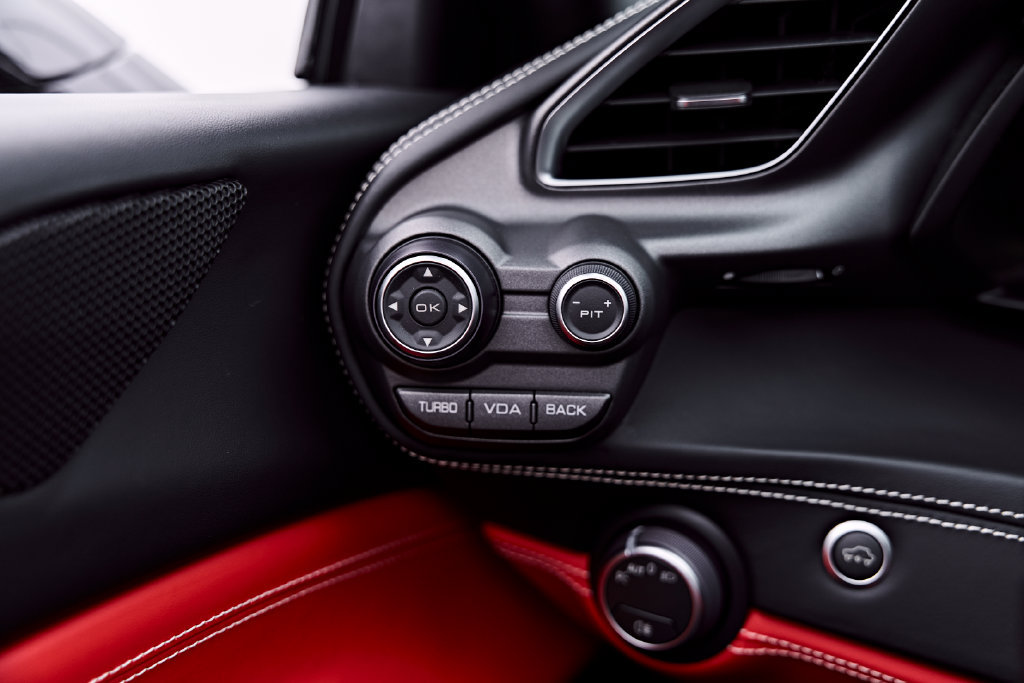 Used 2018 Ferrari 488 Spider RWD image 71